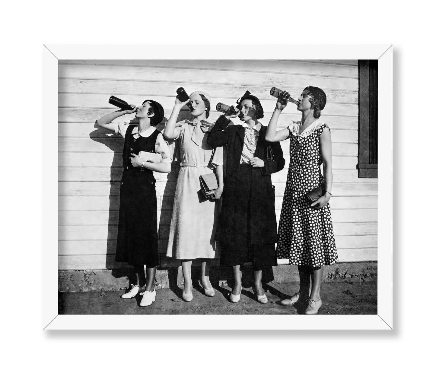 Flapper Girls Drinking