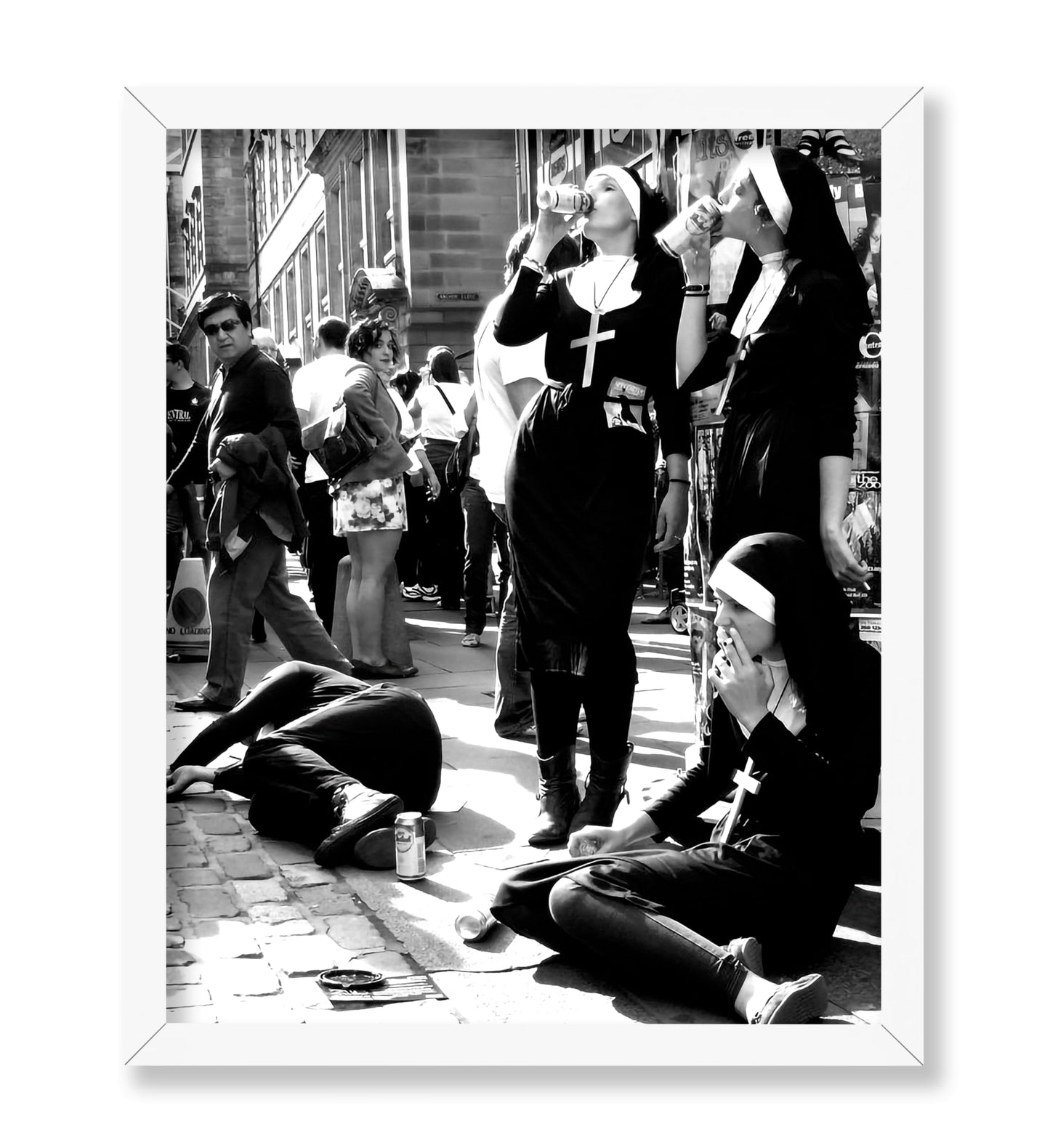 Smoking Nuns No6