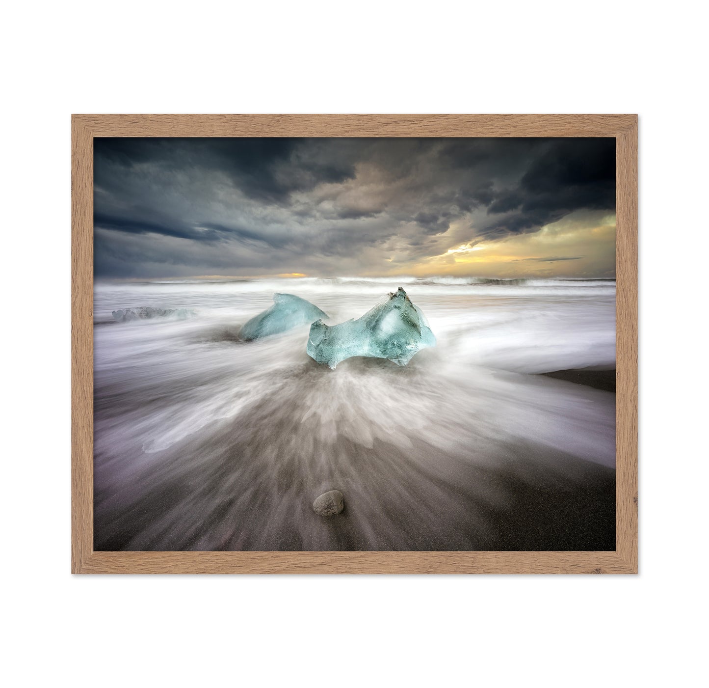 Jokulsarlon Beach