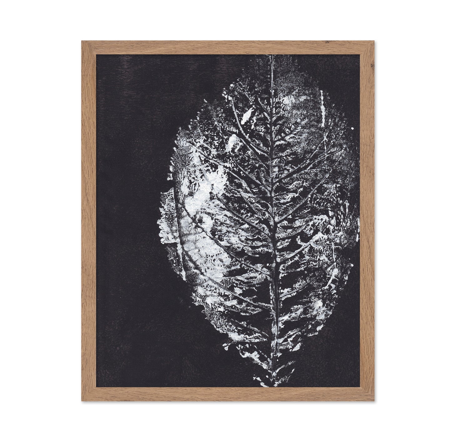 Monochrome Leaf