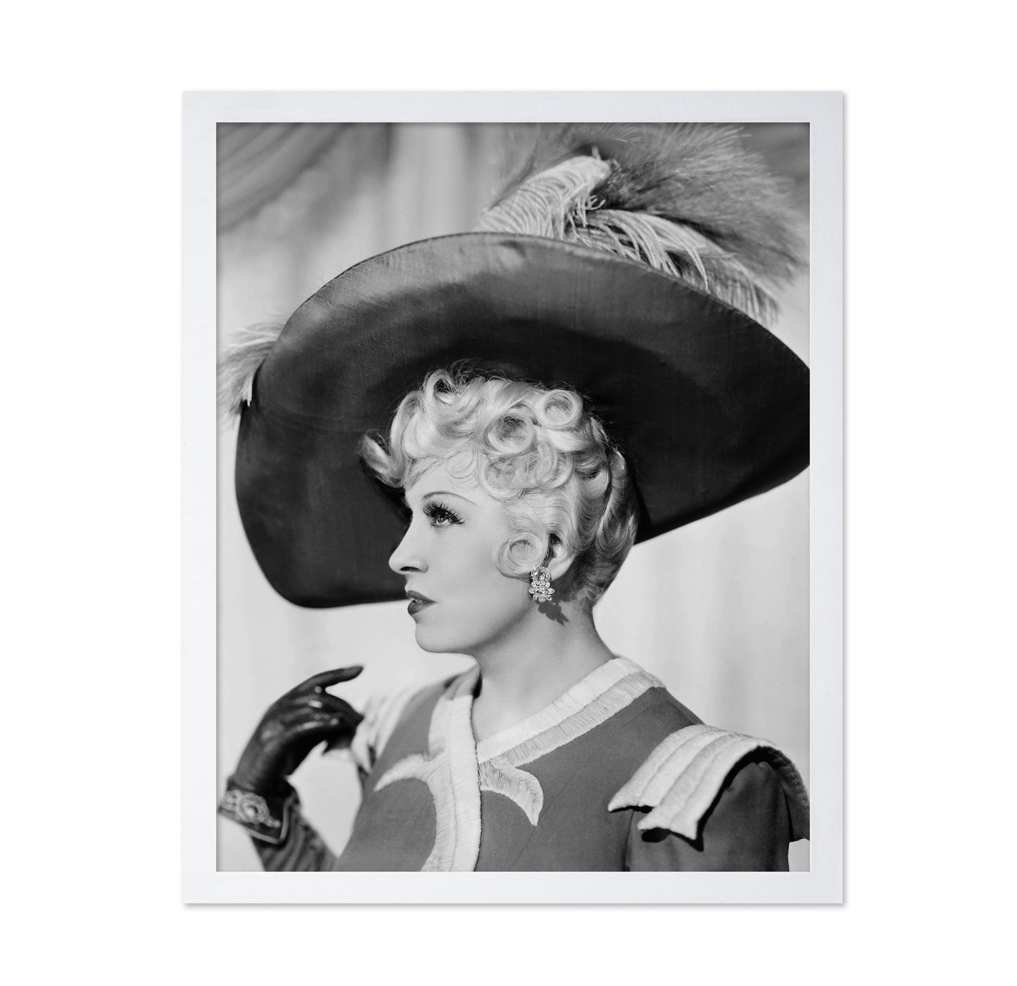 Every Days A Holiday 1937 Mae West