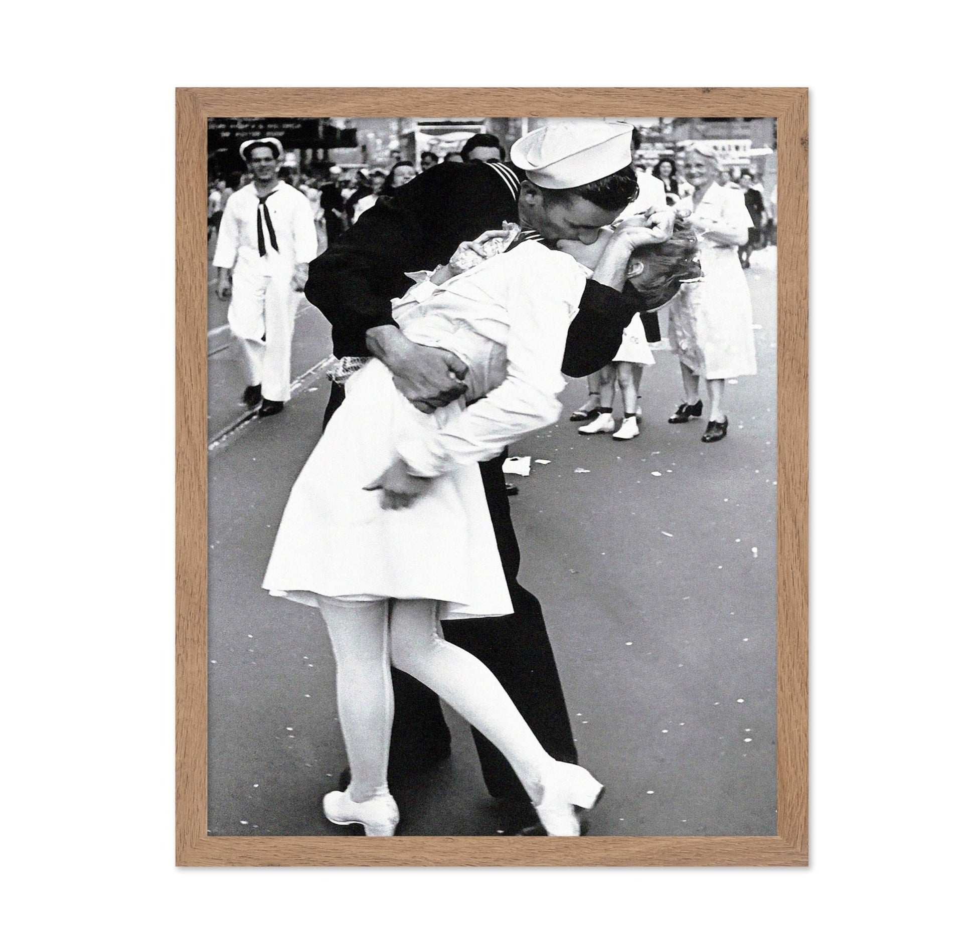 V-J Day Kiss
