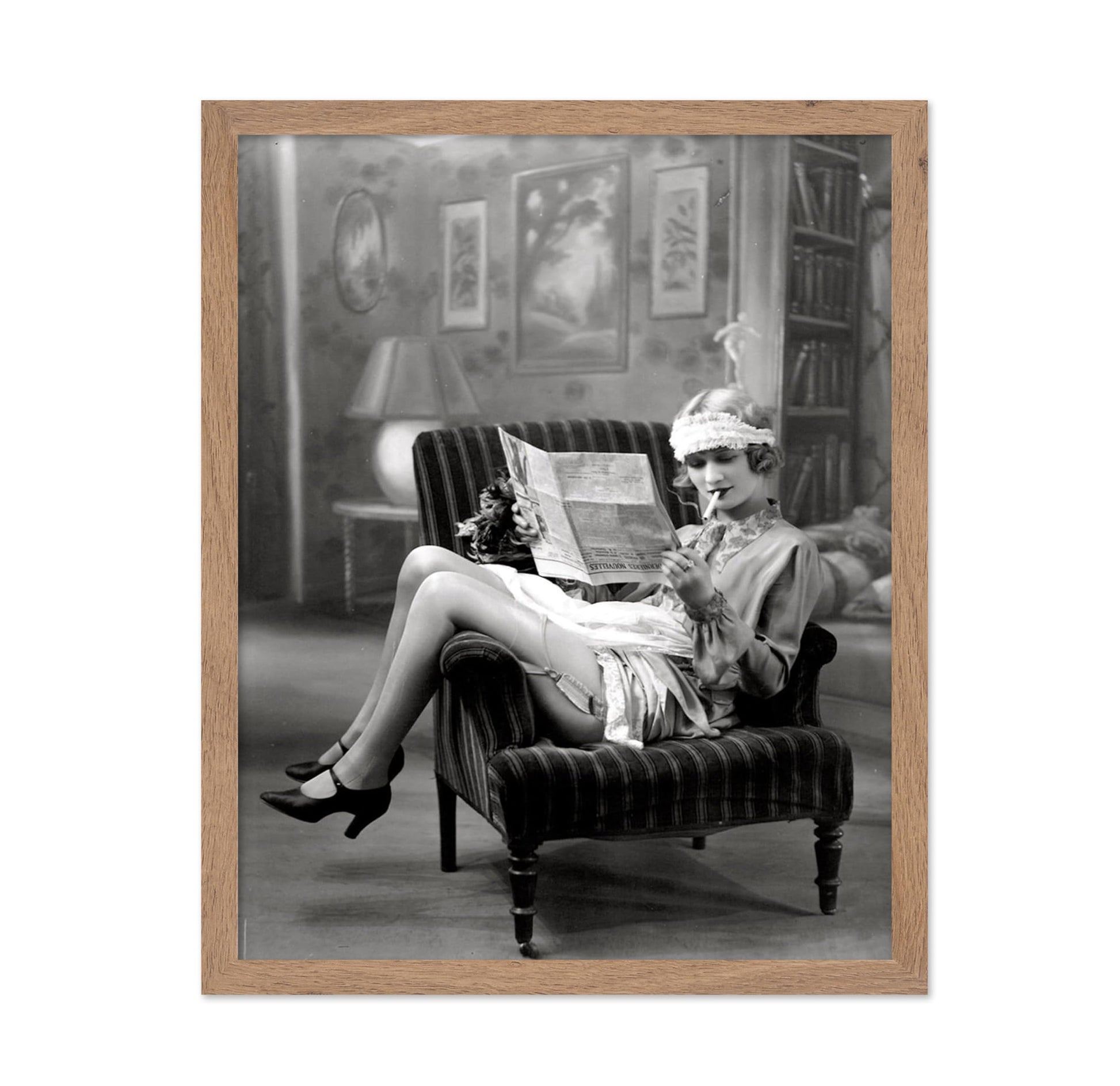 flapper cigarette 2x Ladies 1920s Smoking Pipe Filter Telescopic Gold Metal Slim Holder and you and your friends are heading to the newest club in town Woman Flapper Dress Twenties Style
