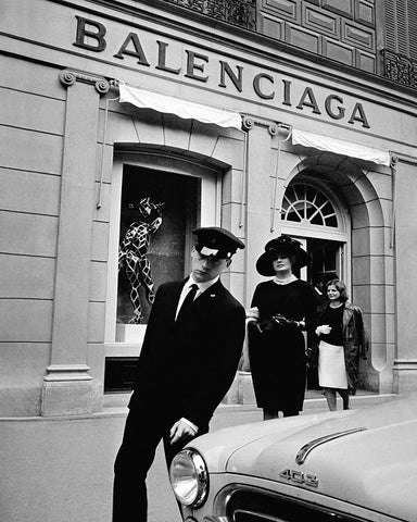 Balenciaga Store