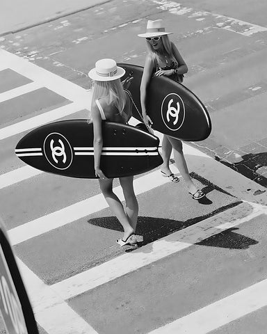 Surfer Girls No1