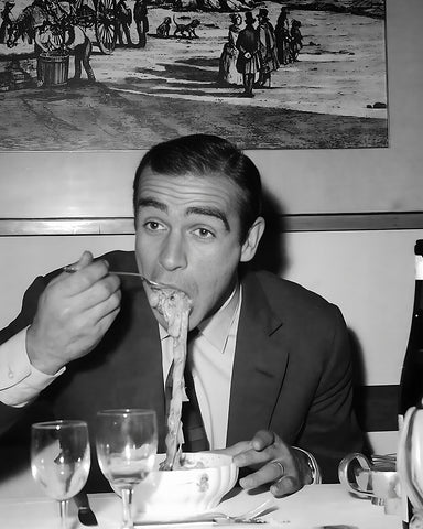 Connery Eating Pasta
