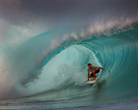Rolling Surfer