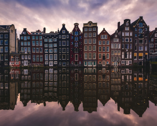 Dancing Houses