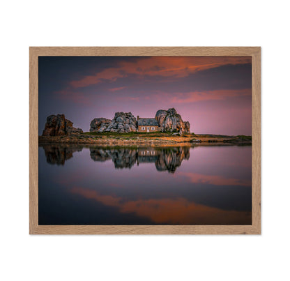 House Between the Rocks