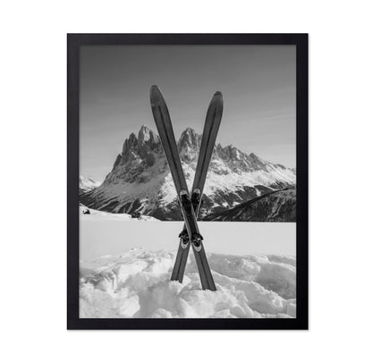 Crossed Skis