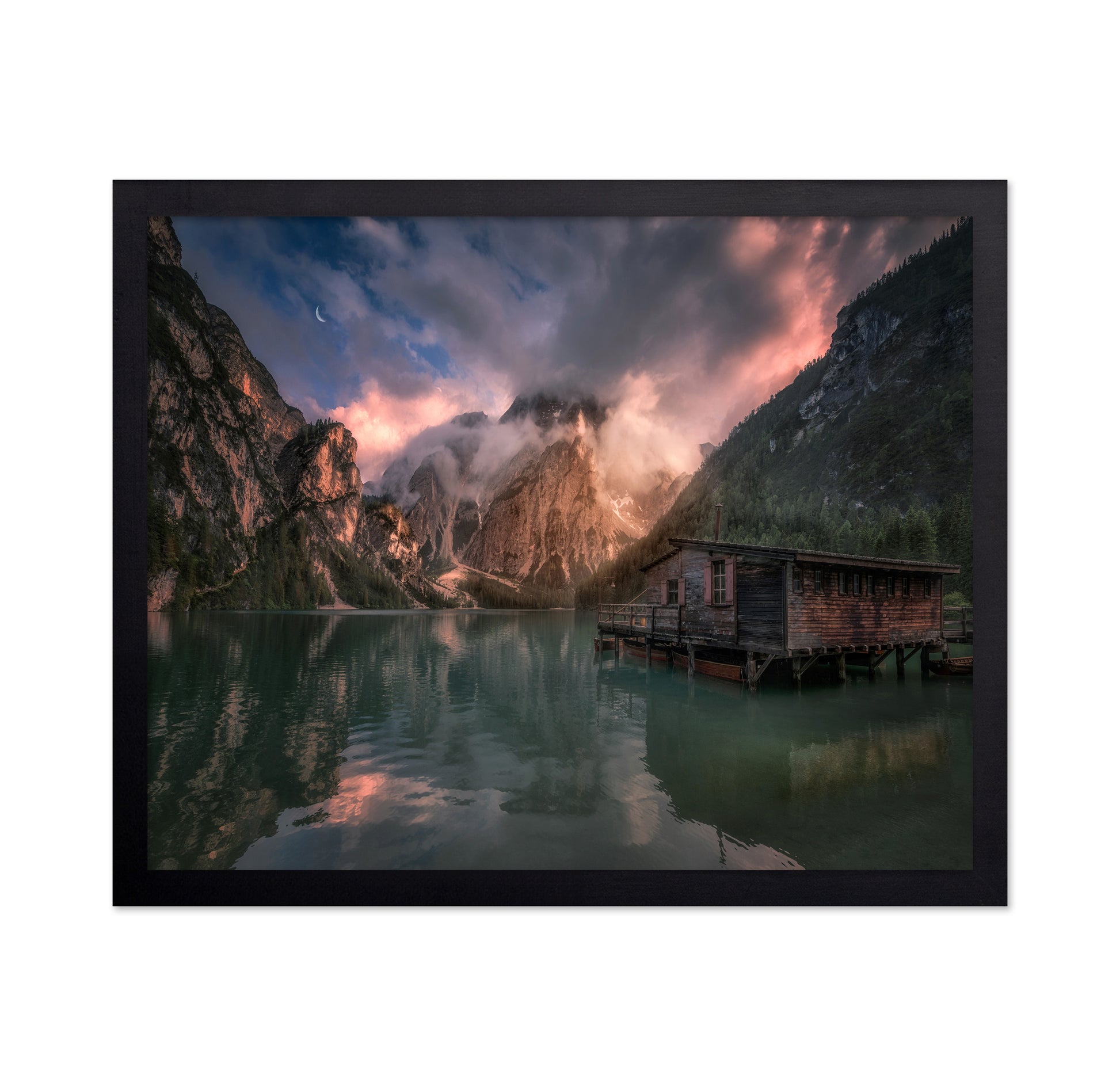 Lago Di Braies Dolomites
