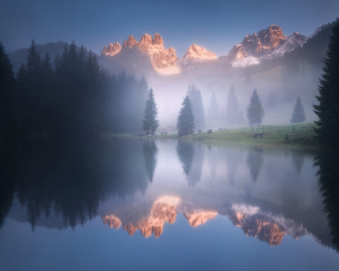Mysterious Morning By The Lake