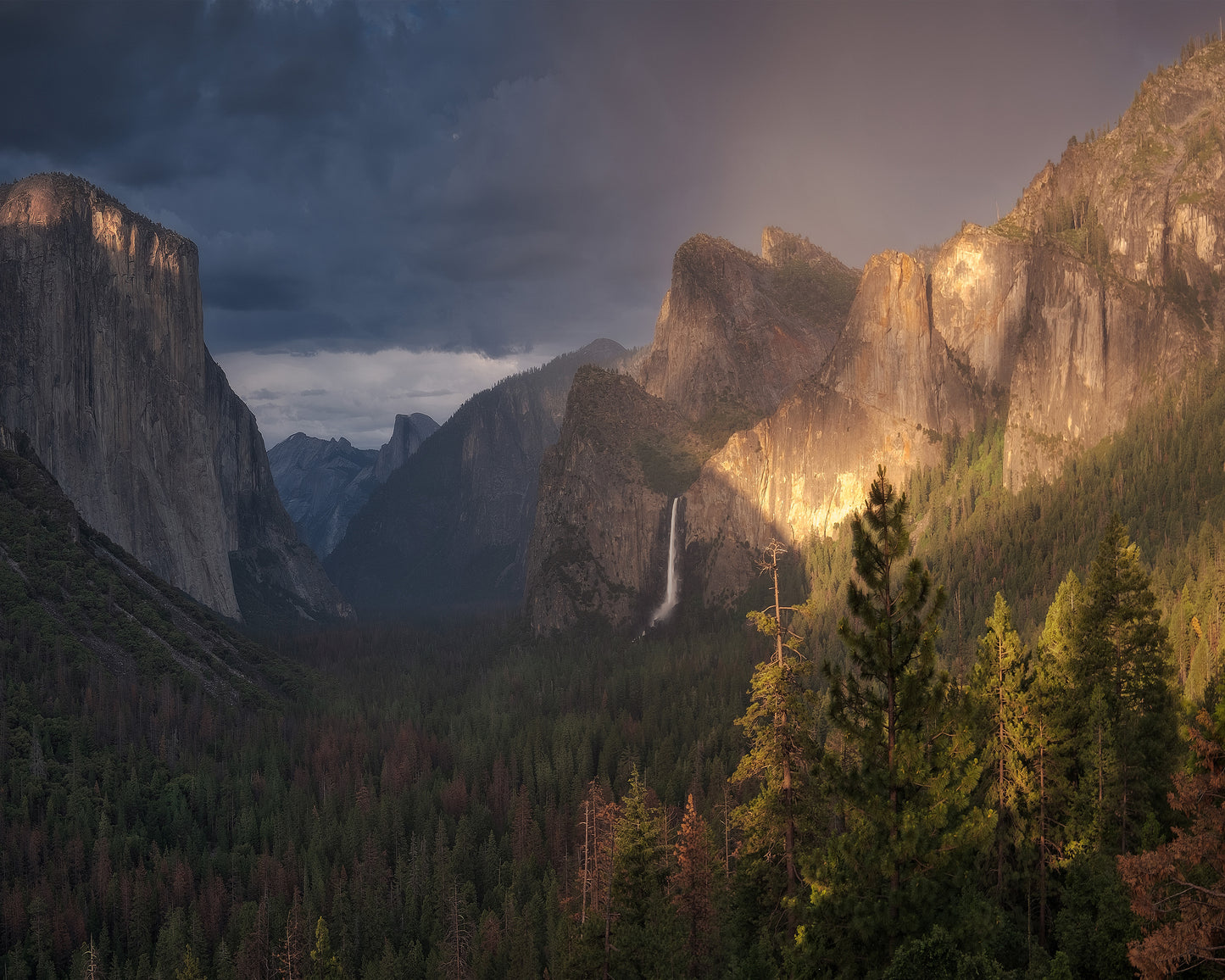 Tunnel View in Yosemite