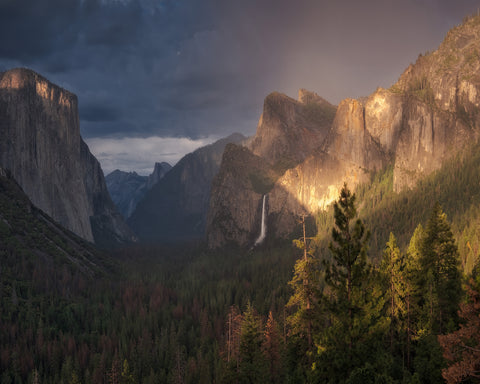 Tunnel View in Yosemite