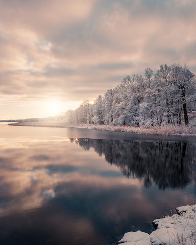 Ice Slowly Taking Over the Lake