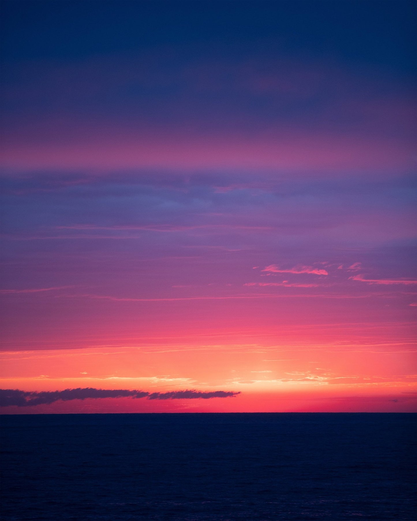 Vibrant Ocean Sunset
