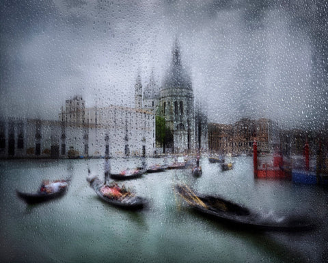 It Was Raining In Venice