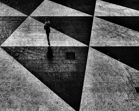 Geometric Shadow Walk
