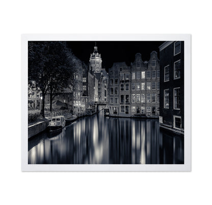 Oudezijds Voorburgwal Channel