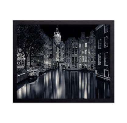 Oudezijds Voorburgwal Channel