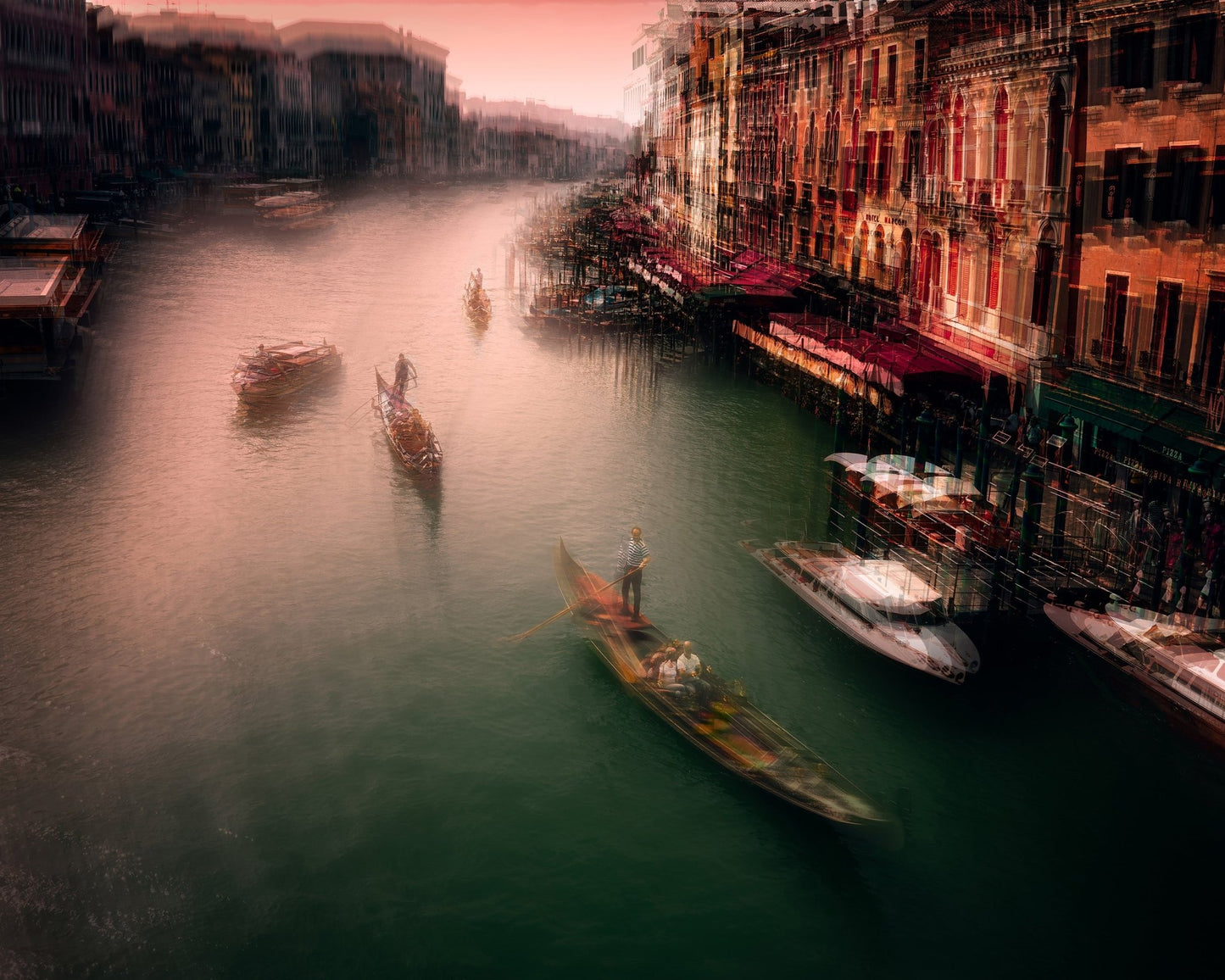 Gondola Tours In Venice