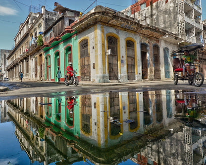 Reflection In Havana