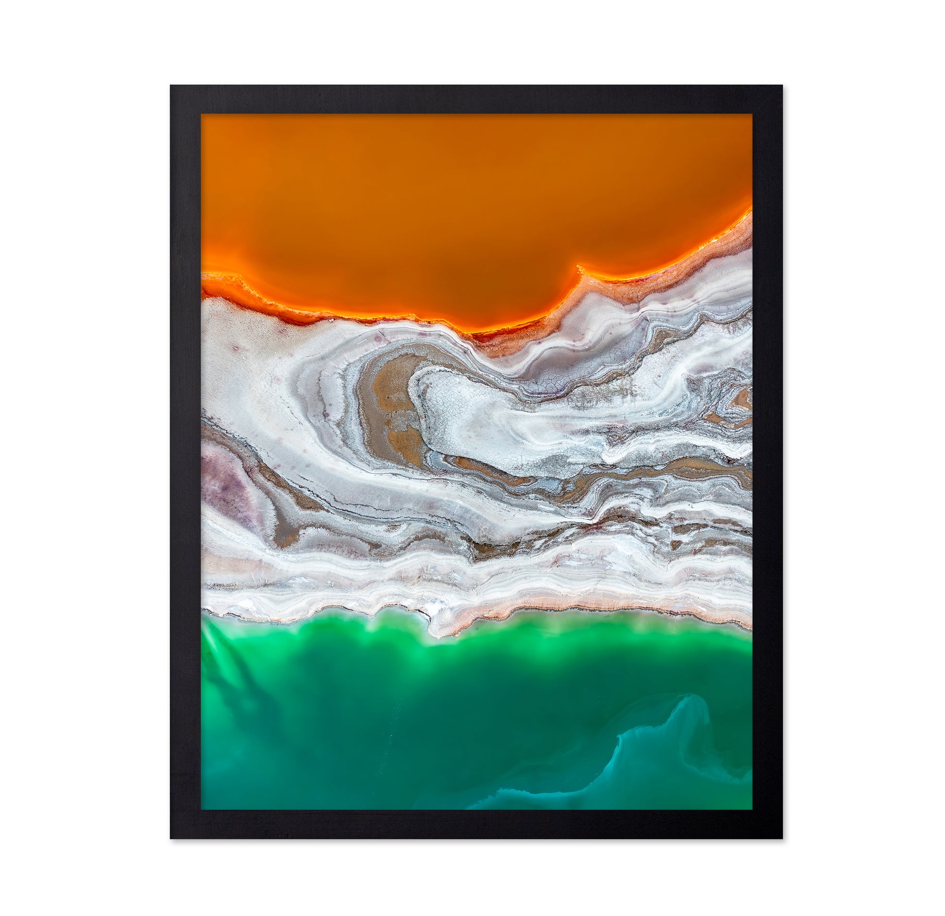 The Hidden Lake in the Dead Sea