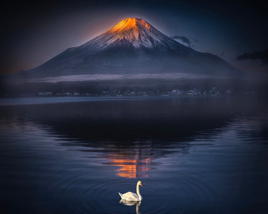 The Moment Of Melting Gold