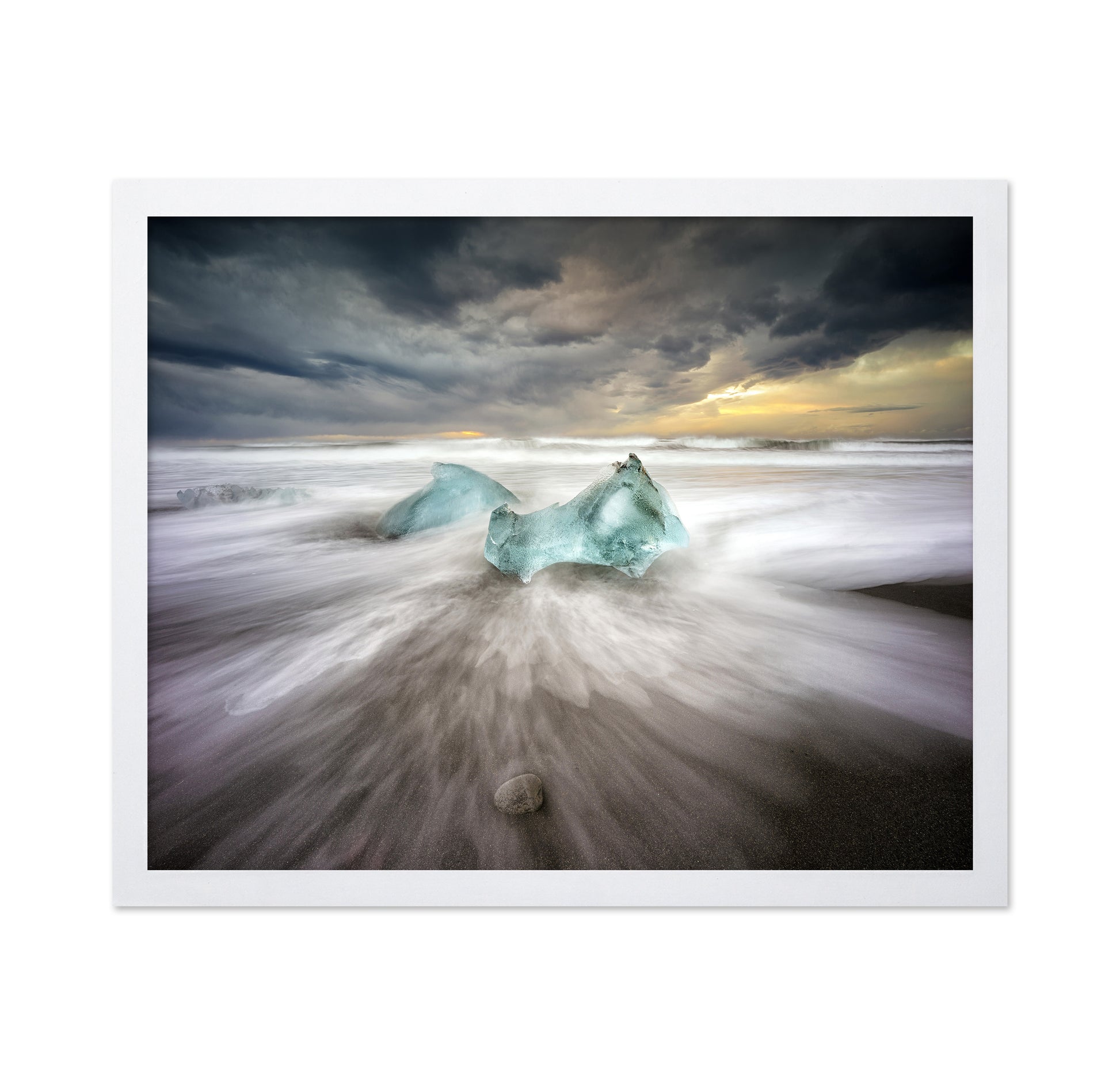 Jokulsarlon Beach