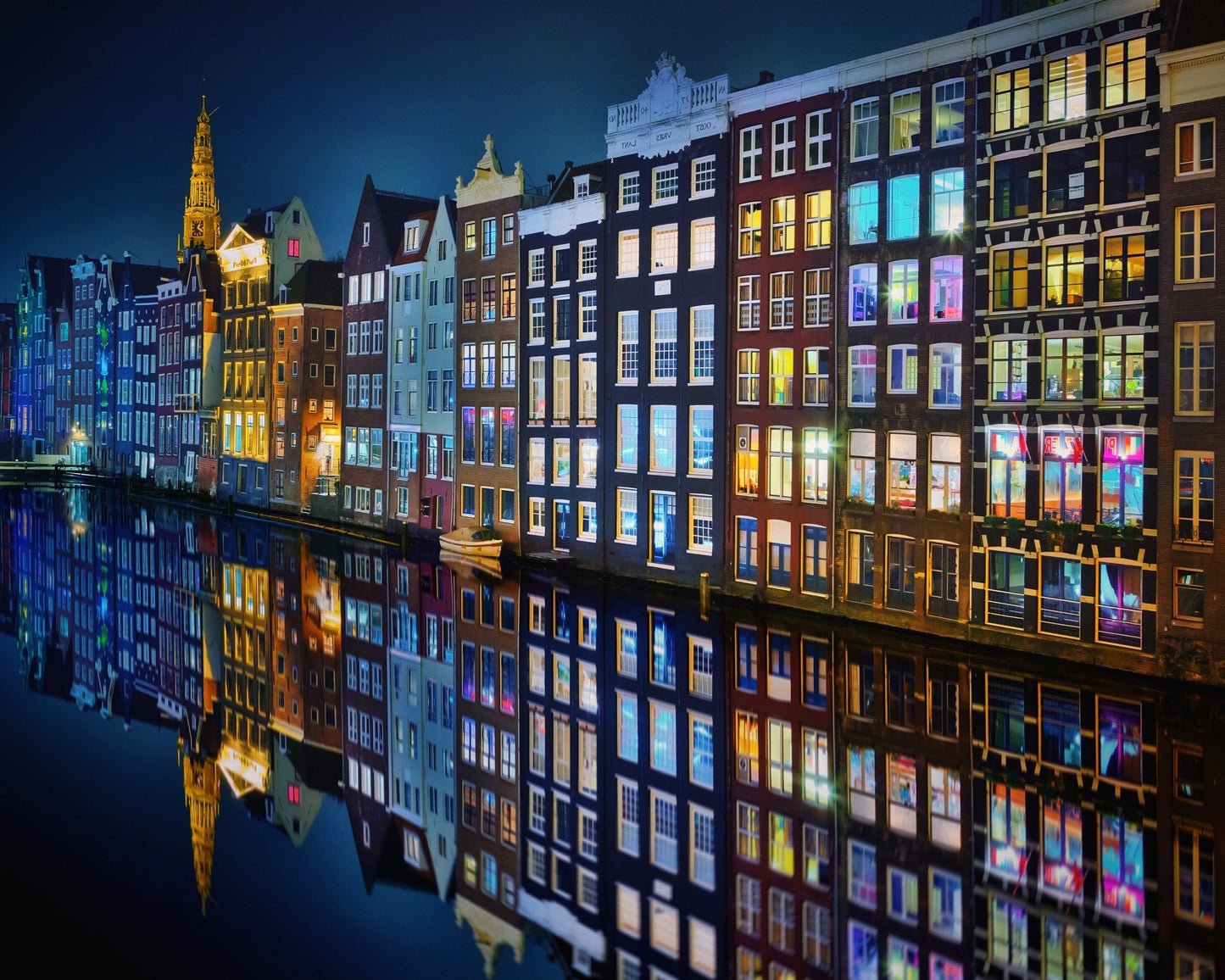 Amsterdam Mirror