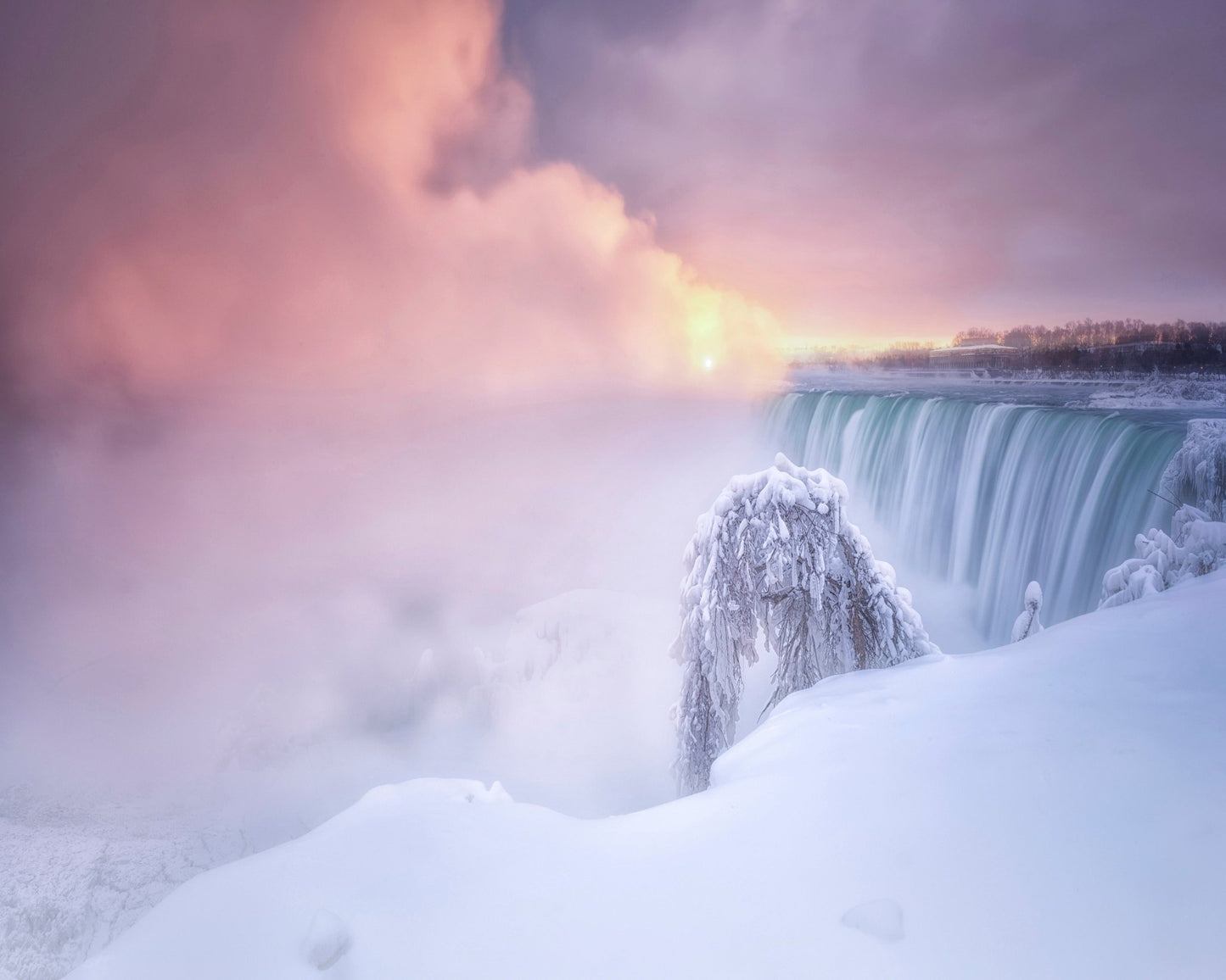 Sunrise at Niagara Falls
