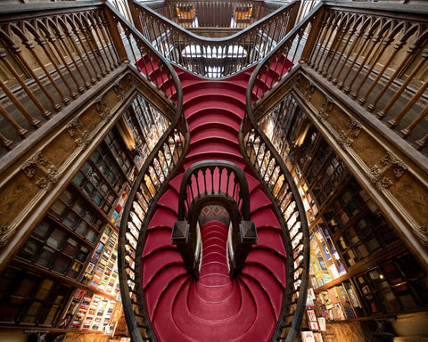 Porto Livraria Lello Spiral Staircase