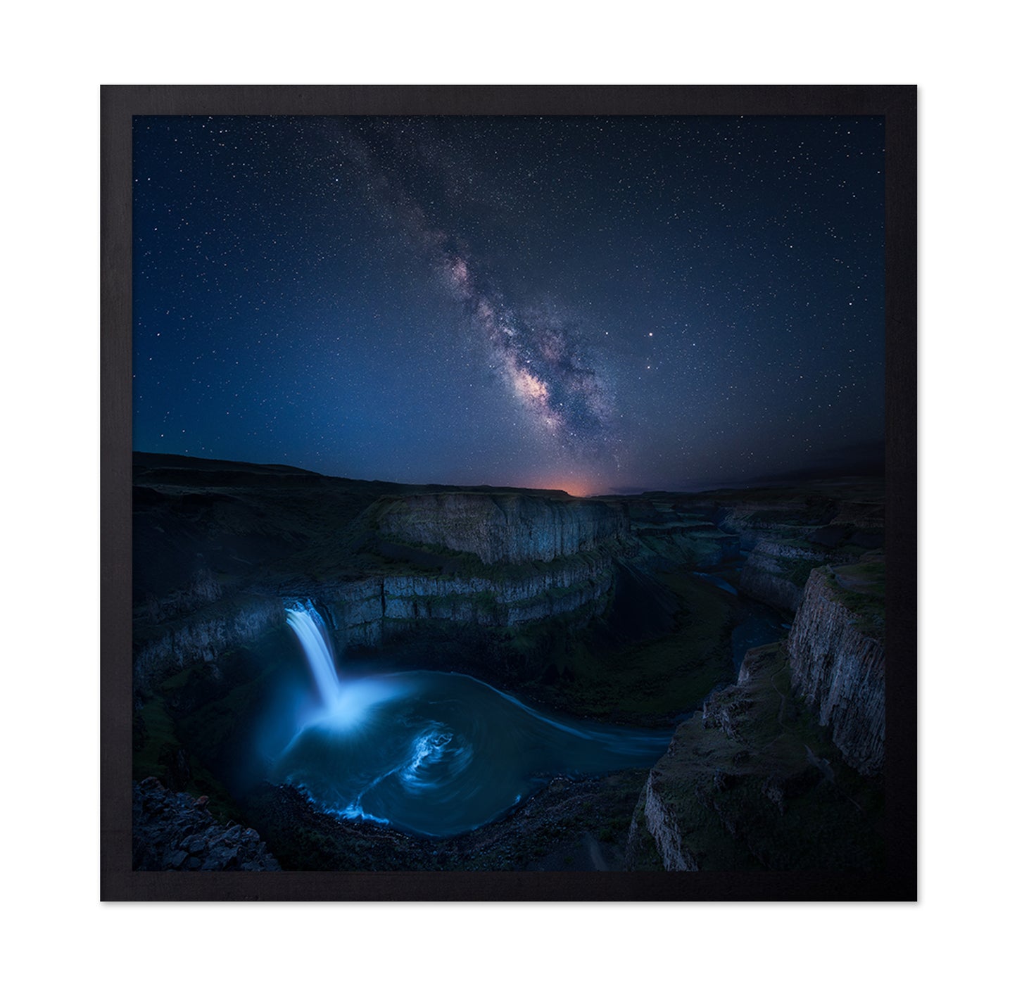 Palouse Waterfall and The Milky Way