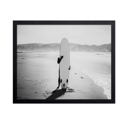 Hiding with Surfboard