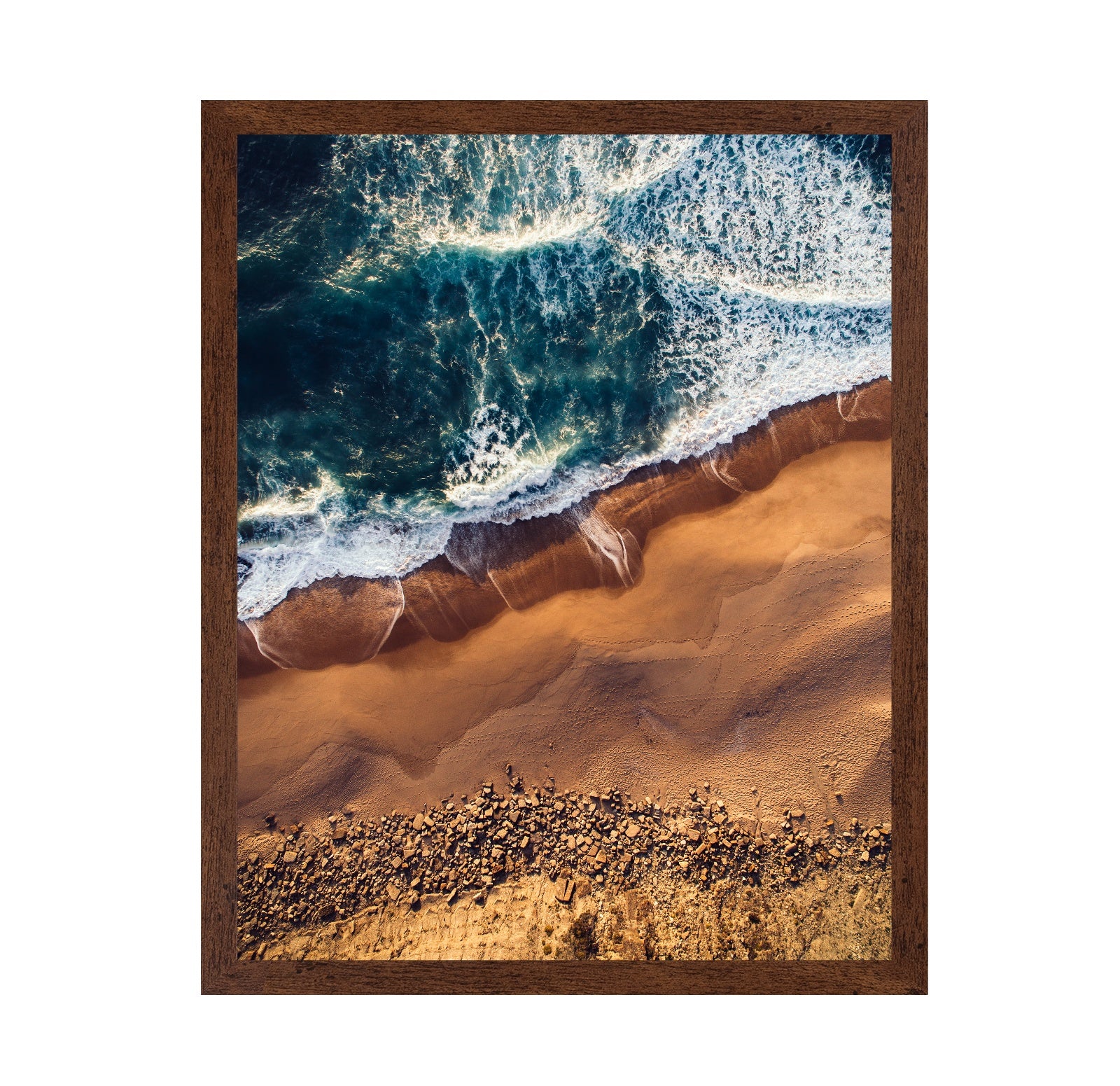 Vibrant Coastline With Turquoise Waves