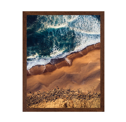 Vibrant Coastline With Turquoise Waves