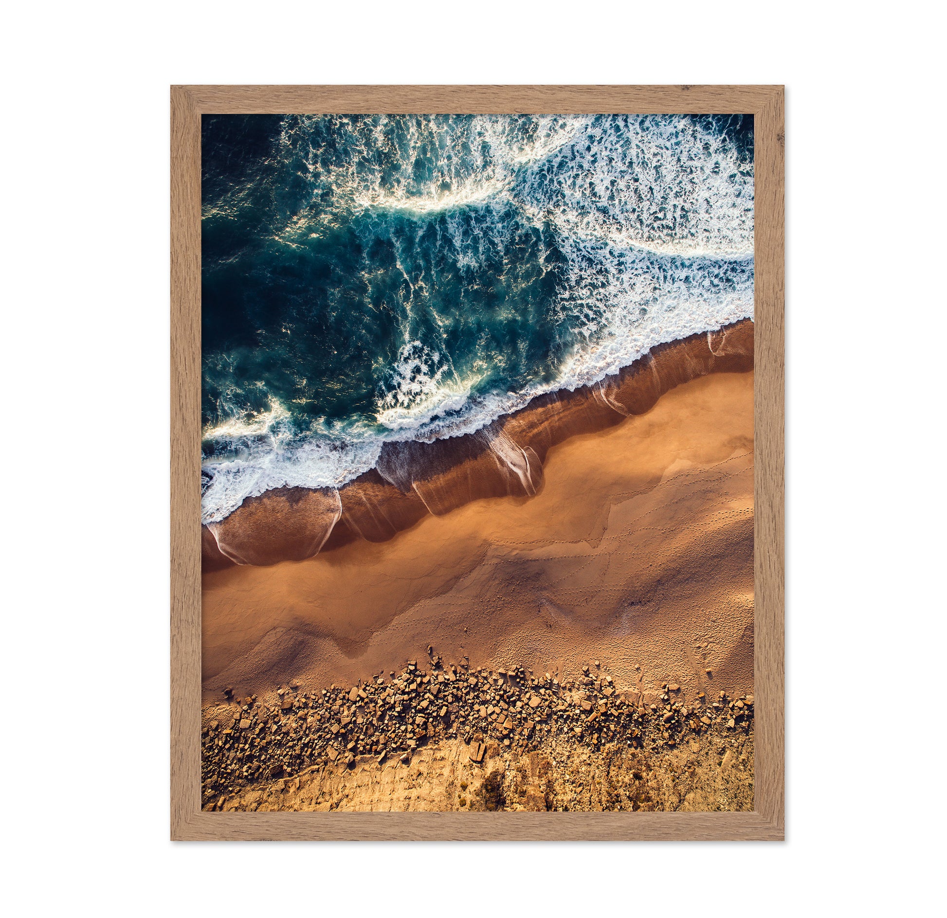 Vibrant Coastline With Turquoise Waves