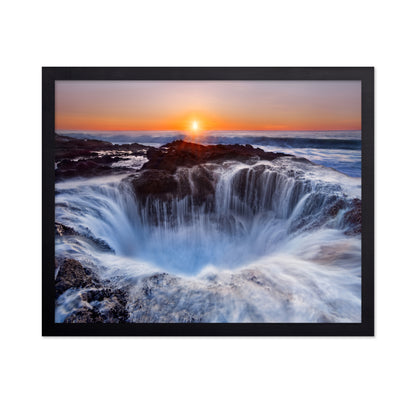 Thor�s Well Ocean Sinkhole