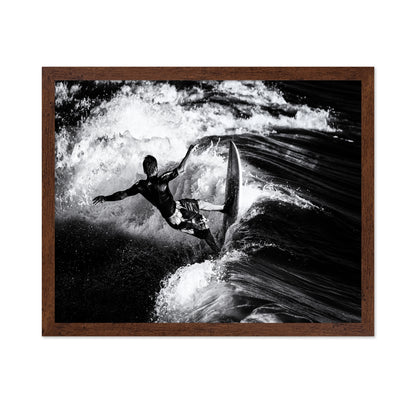 Surf Wave Cutback