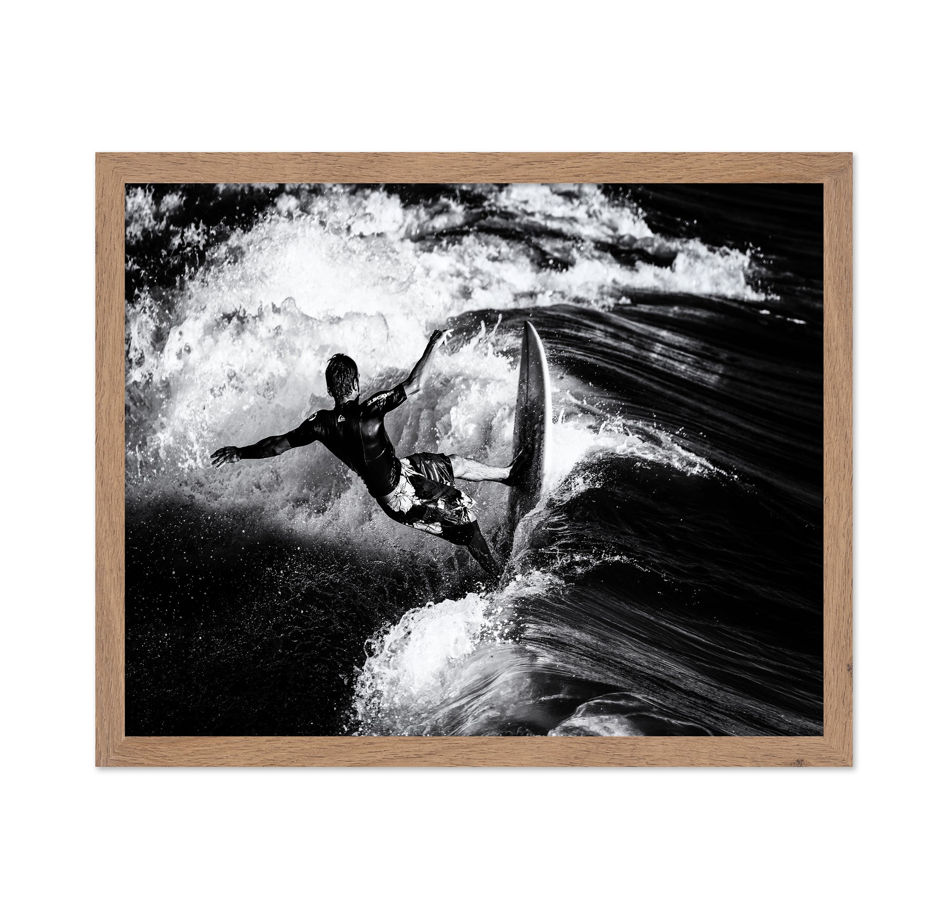 Surf Wave Cutback