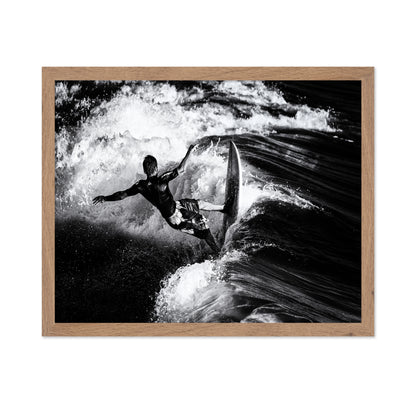 Surf Wave Cutback