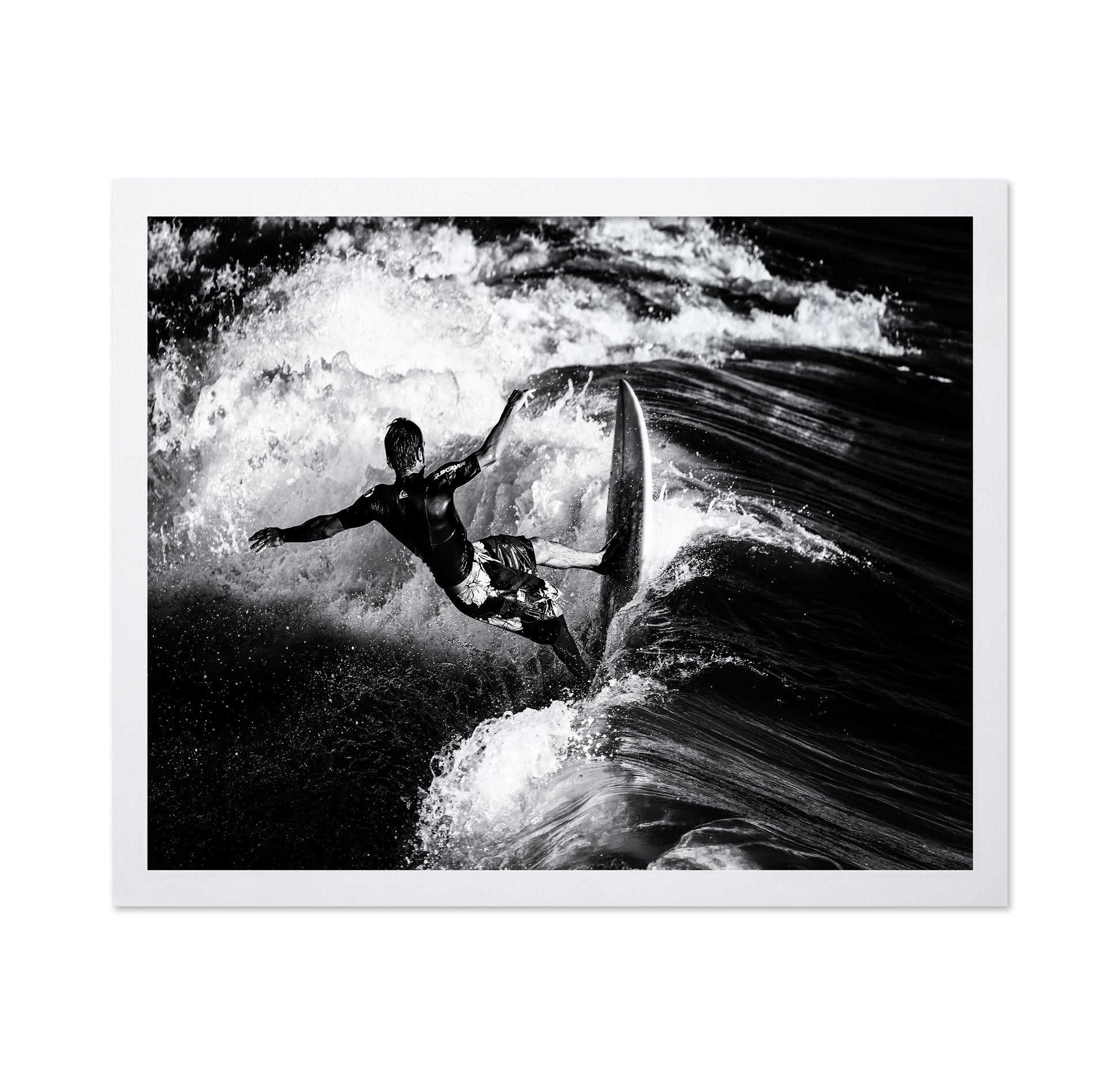 Surf Wave Cutback