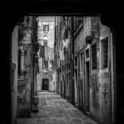 Old Alley Laundry
