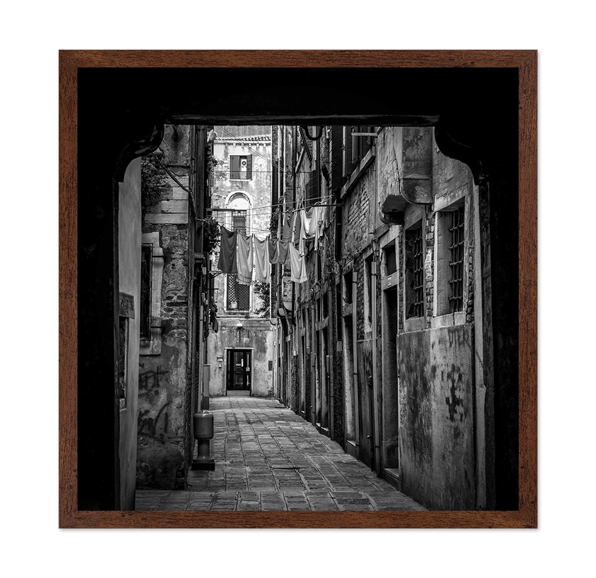 Old Alley Laundry