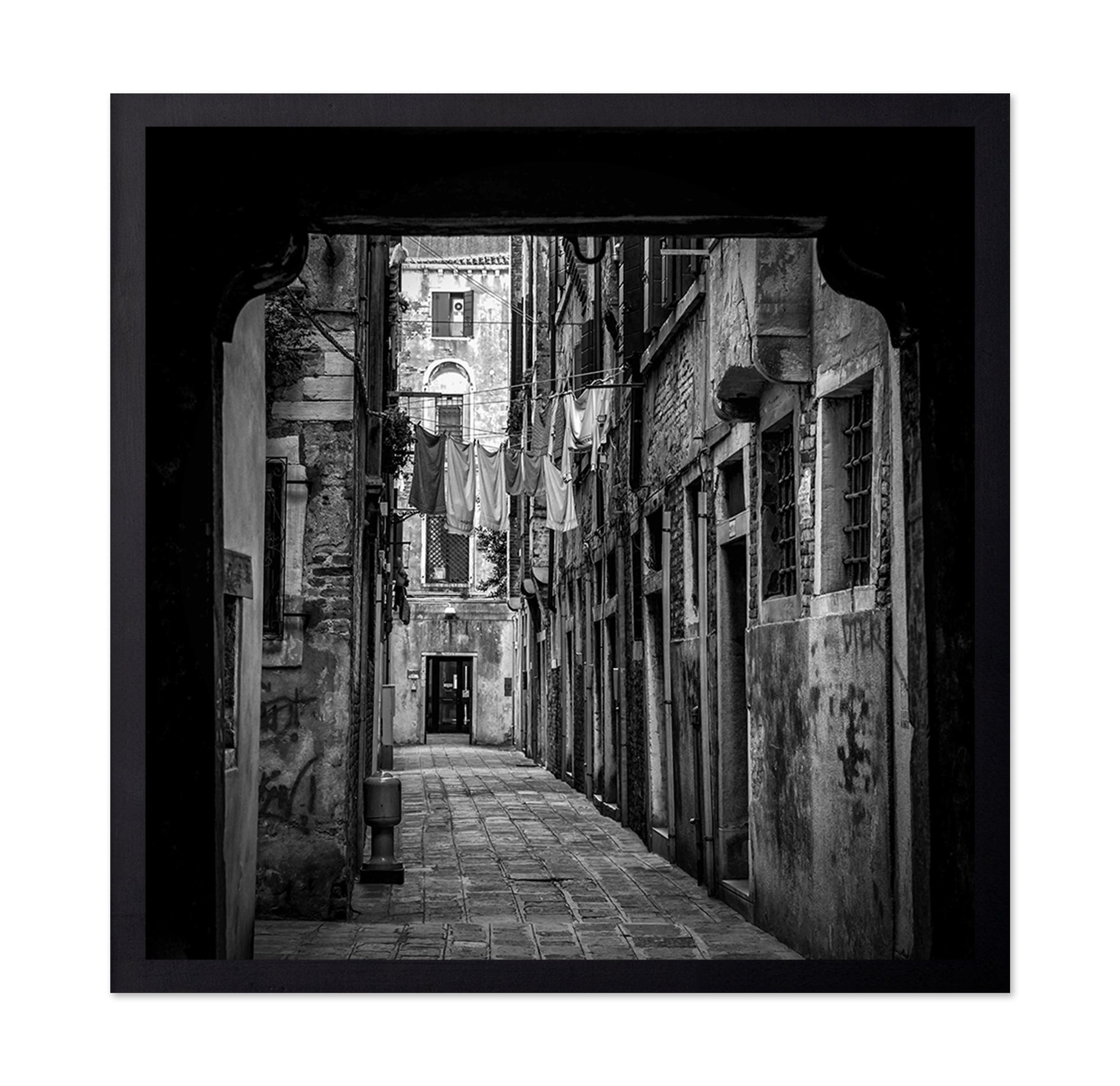 Old Alley Laundry