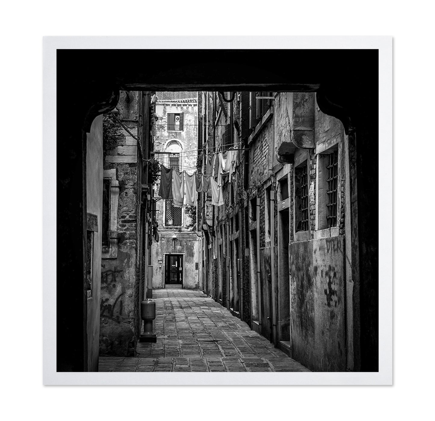 Old Alley Laundry