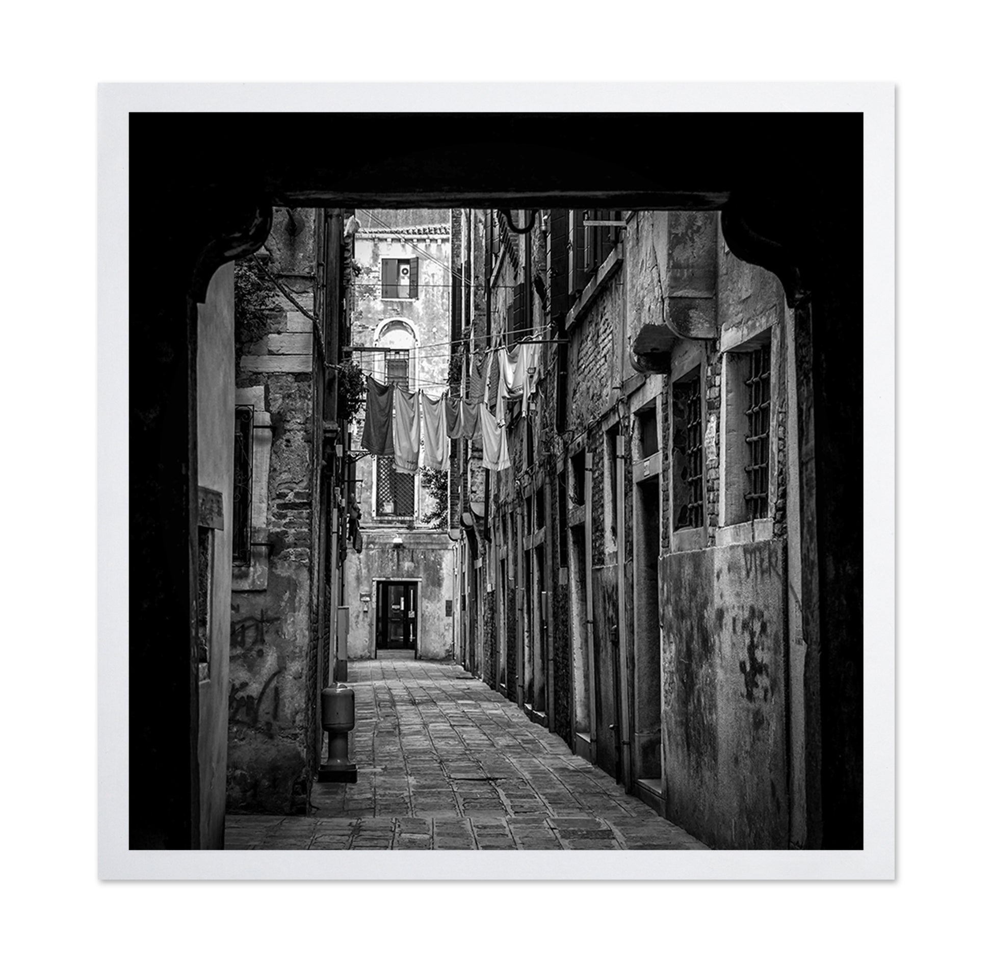 Old Alley Laundry