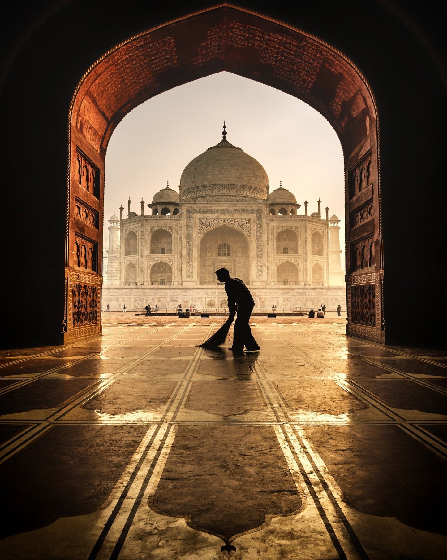 Taj Mahal Morning Sweep