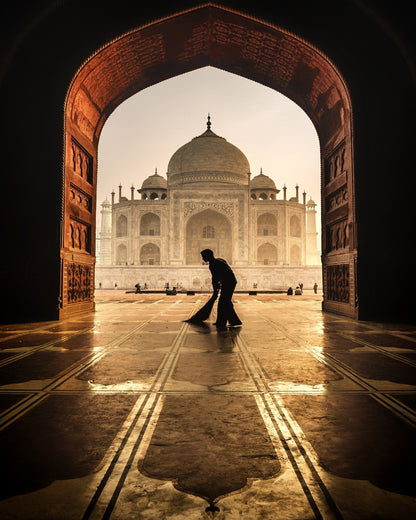 Taj Mahal Morning Sweep