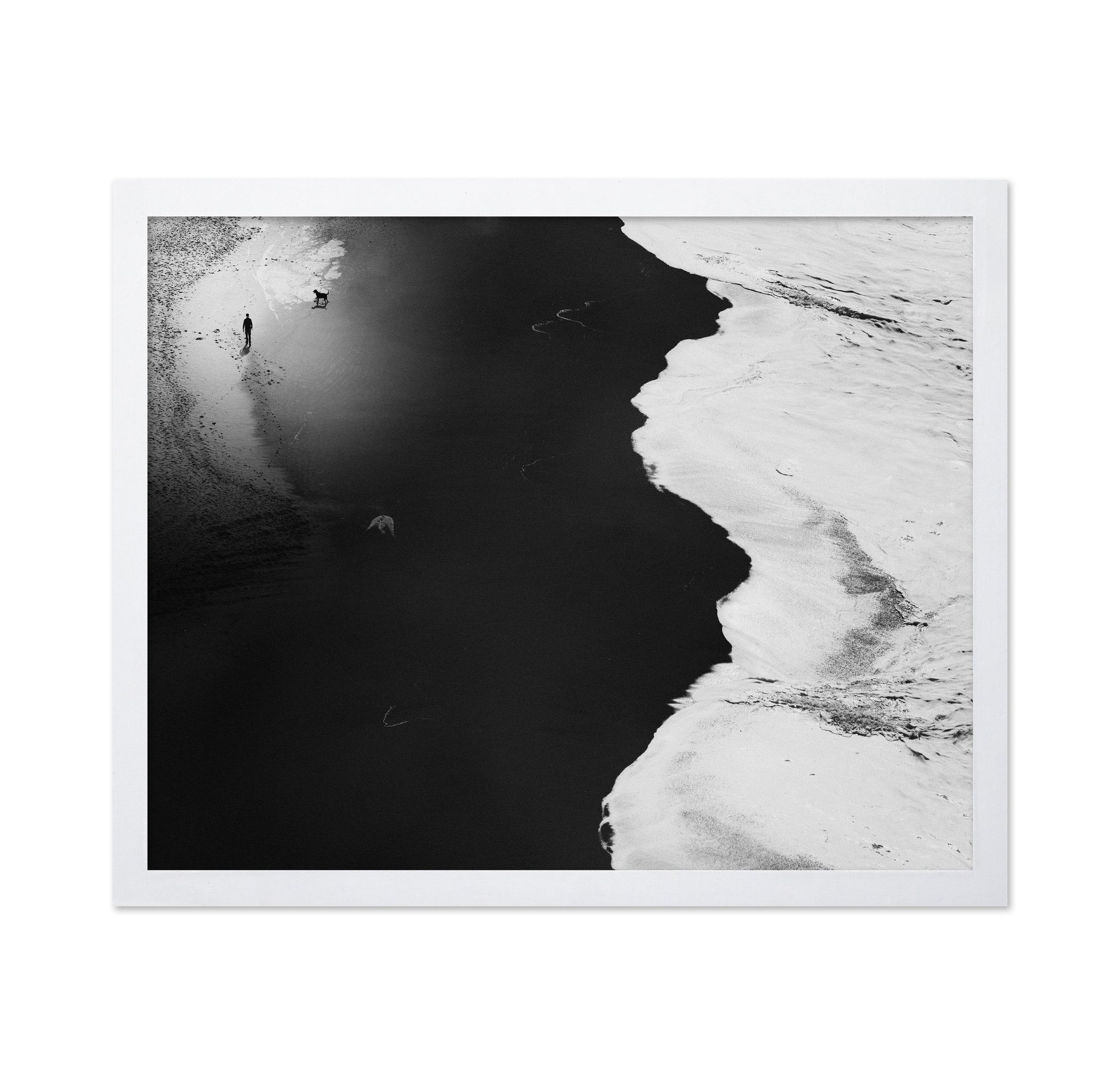 Minimal Black White Shoreline